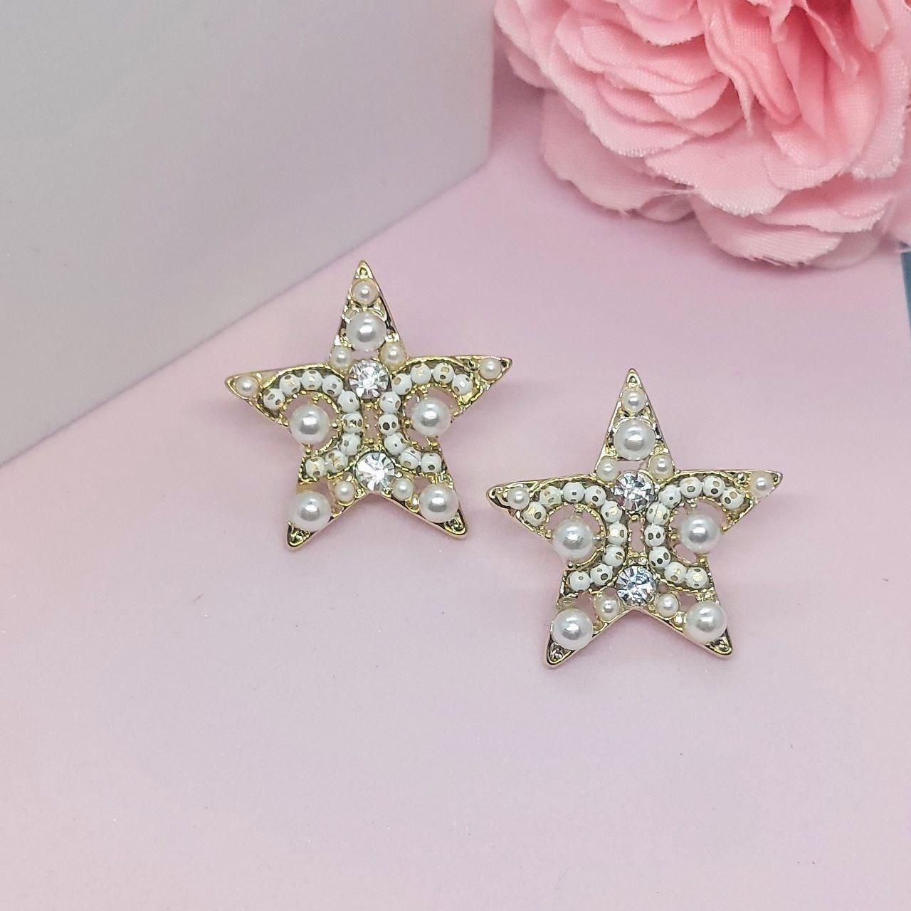 PARINITA- STAR SHAPED STUDS - beyouindia