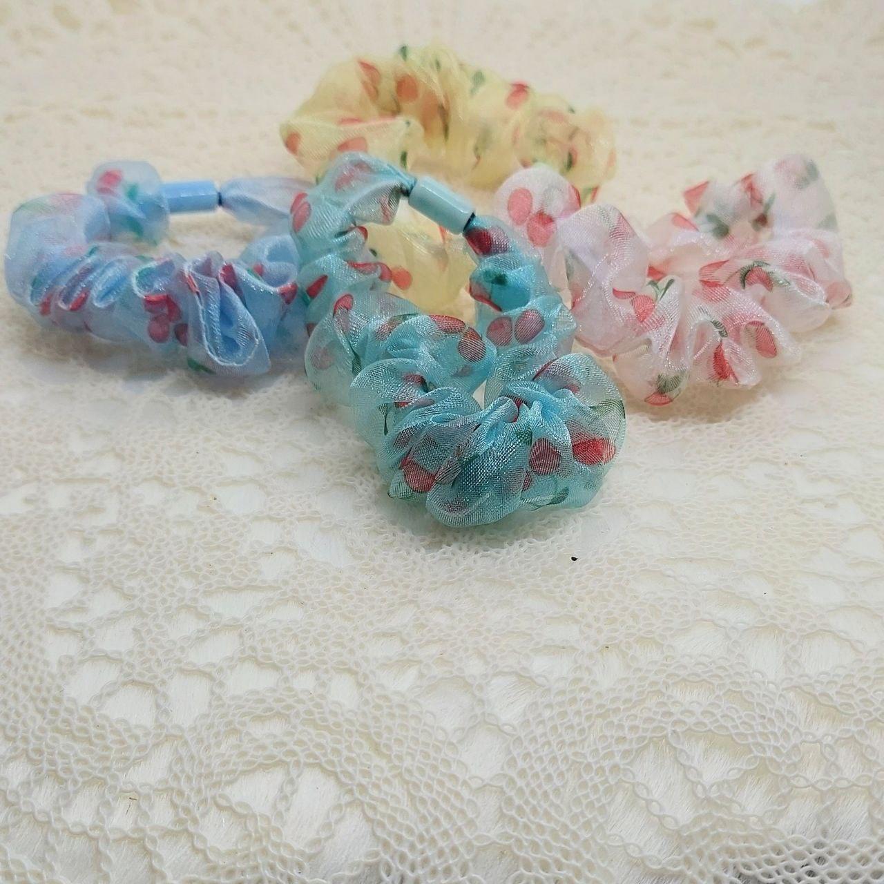 SMALL SCRUNCHIES - beyouindia