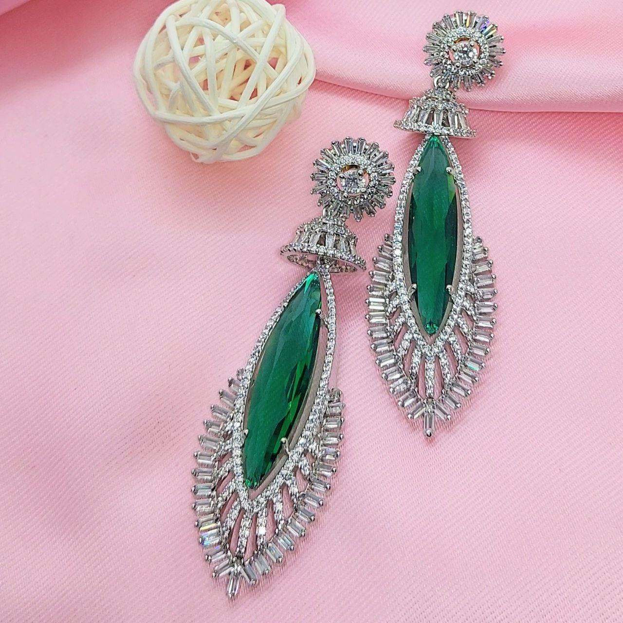 ISHIKA- GREEN EARRINGS - beyouindia