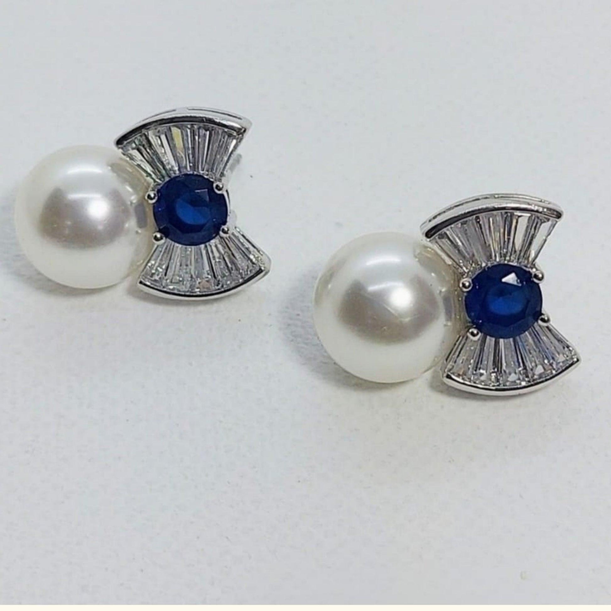 ADYA- BLUE MINIMILIST STUDS - beyouindia