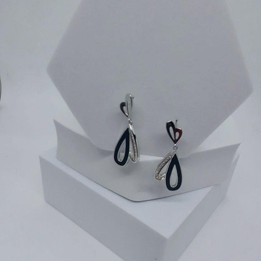 NEELA- STAINLESS STEEL EARRINGS - beyouindia