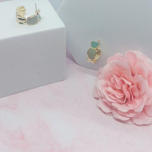 ROHINI- GOLDPLATED STUDS - beyouindia