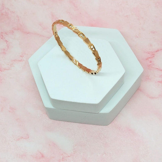 KARIMA- STAINLESS STEEL BRACELET - beyouindia
