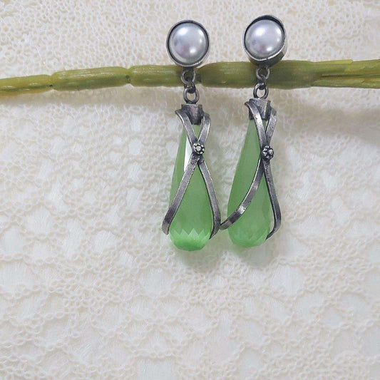 ERUM- GREEN EARRINGS - beyouindia