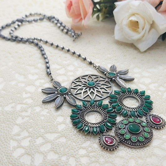 KASHIFA-  CLASSIC MULTICOLOURED NECKPIECE - beyouindia