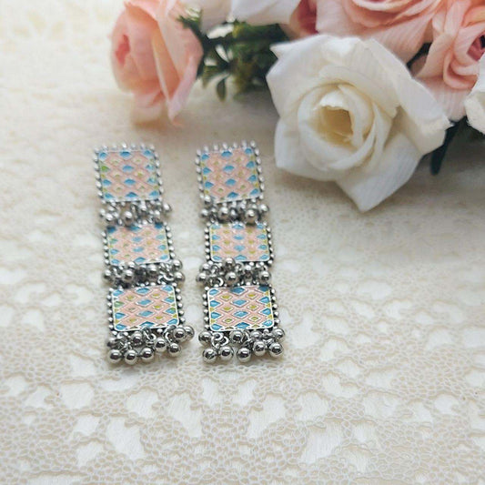 MAHIRA- PEACH EARRINGS - beyouindia