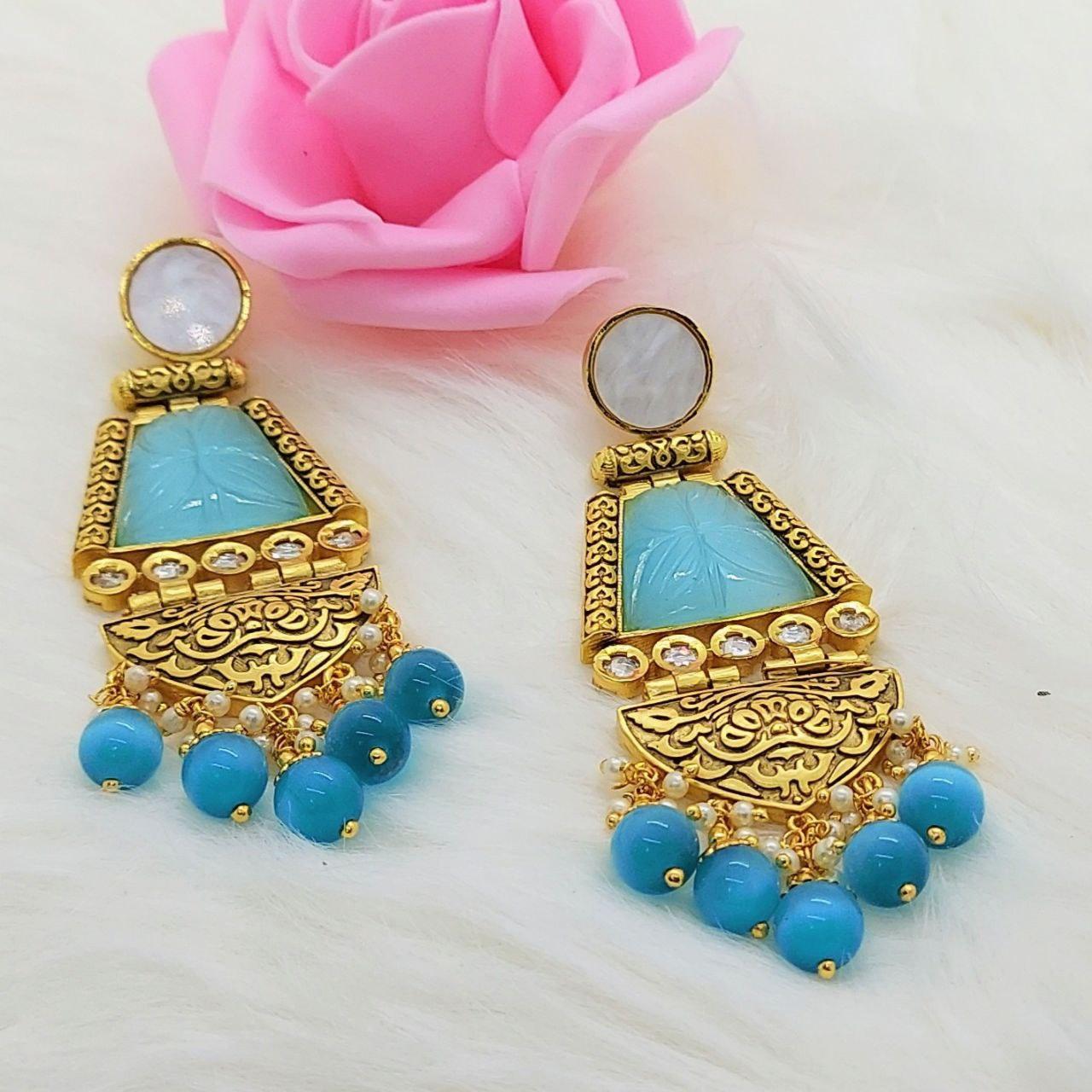 ZAINA- CARVED ANTIQUE GOLDPLATED EARRINGS - beyouindia