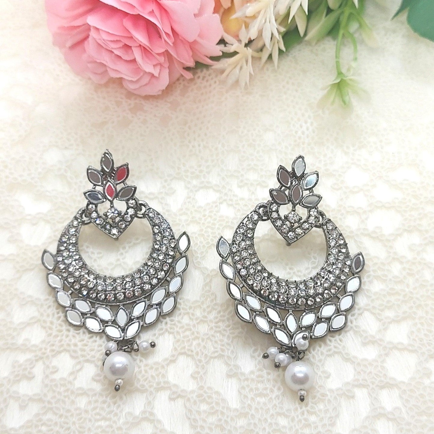 FIZA-CONTEMPORARY EARRINGS - beyouindia